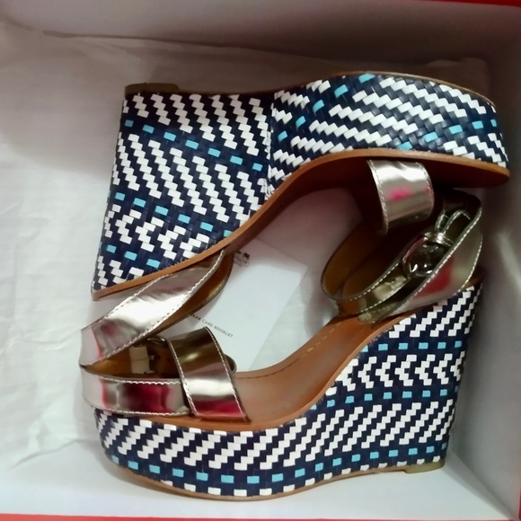 Coach (Gemma) Sandal- Wedge - Picture 5 of 15